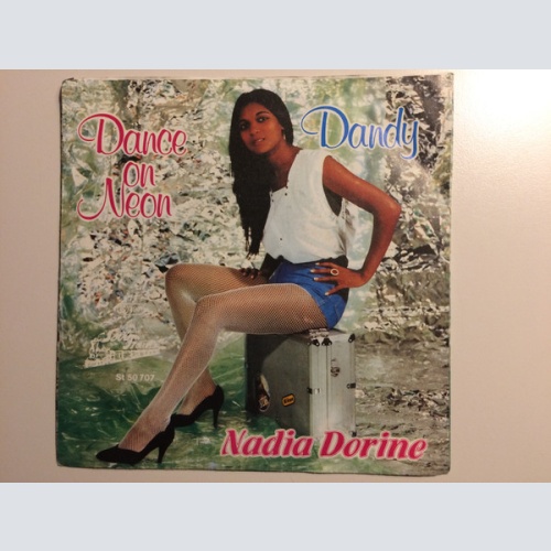 Vinyl / Nadia Dorine - Dance On Neon