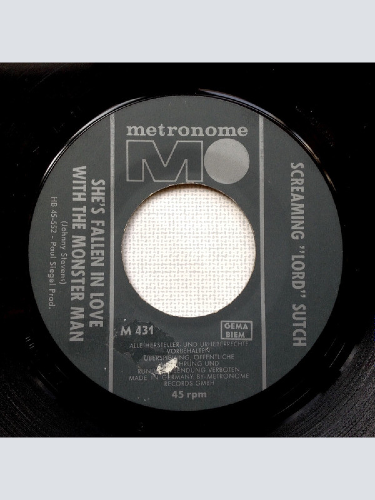 Vinyl / Screaming Lord Sutch - She's Fallen In Love With The Monster Man / Bye, Bye Baby