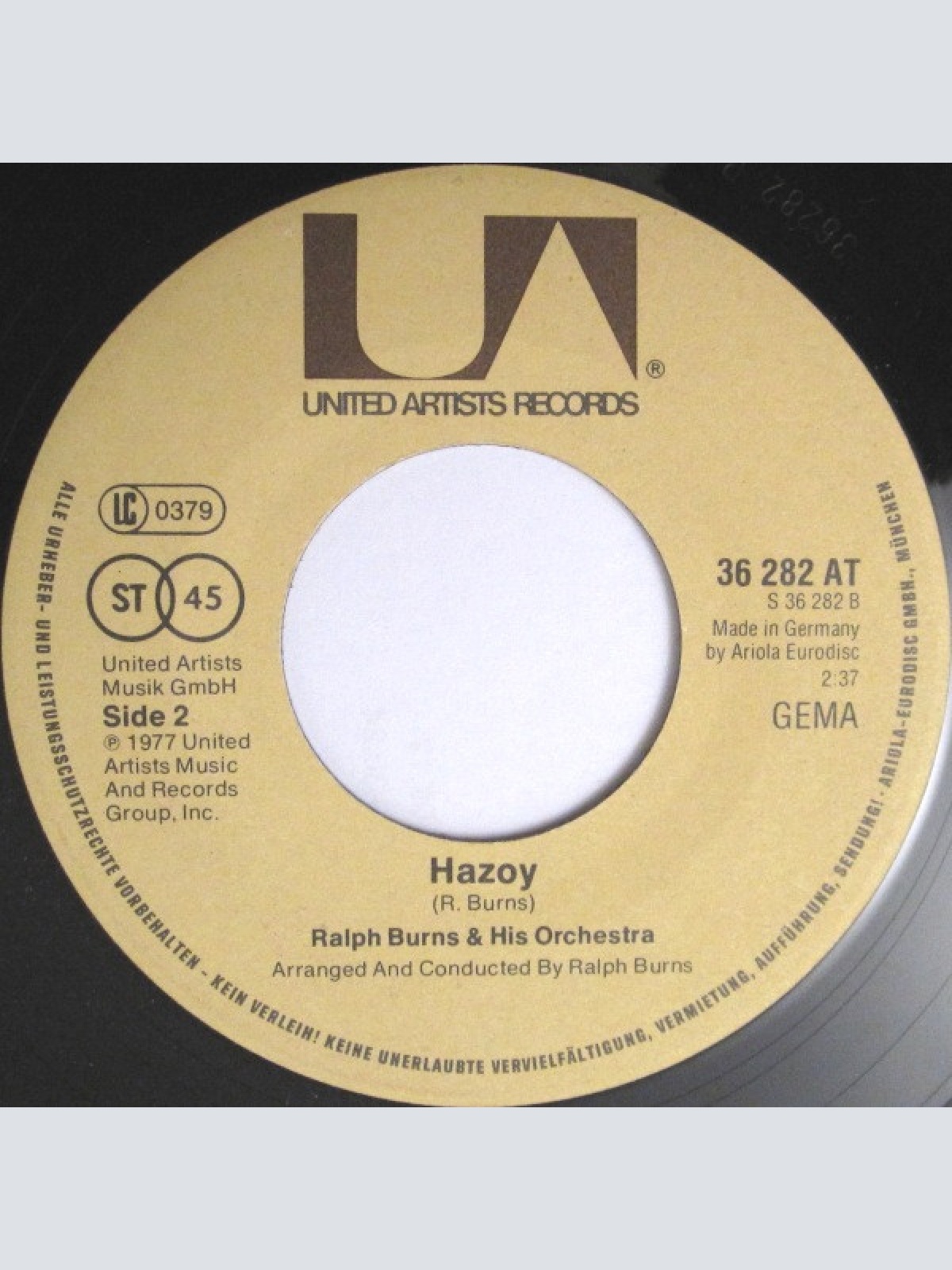 Vinyl / Liza Minnelli / Ralph Burns & His Orchestra* - Theme From New York, New York / Hazoy