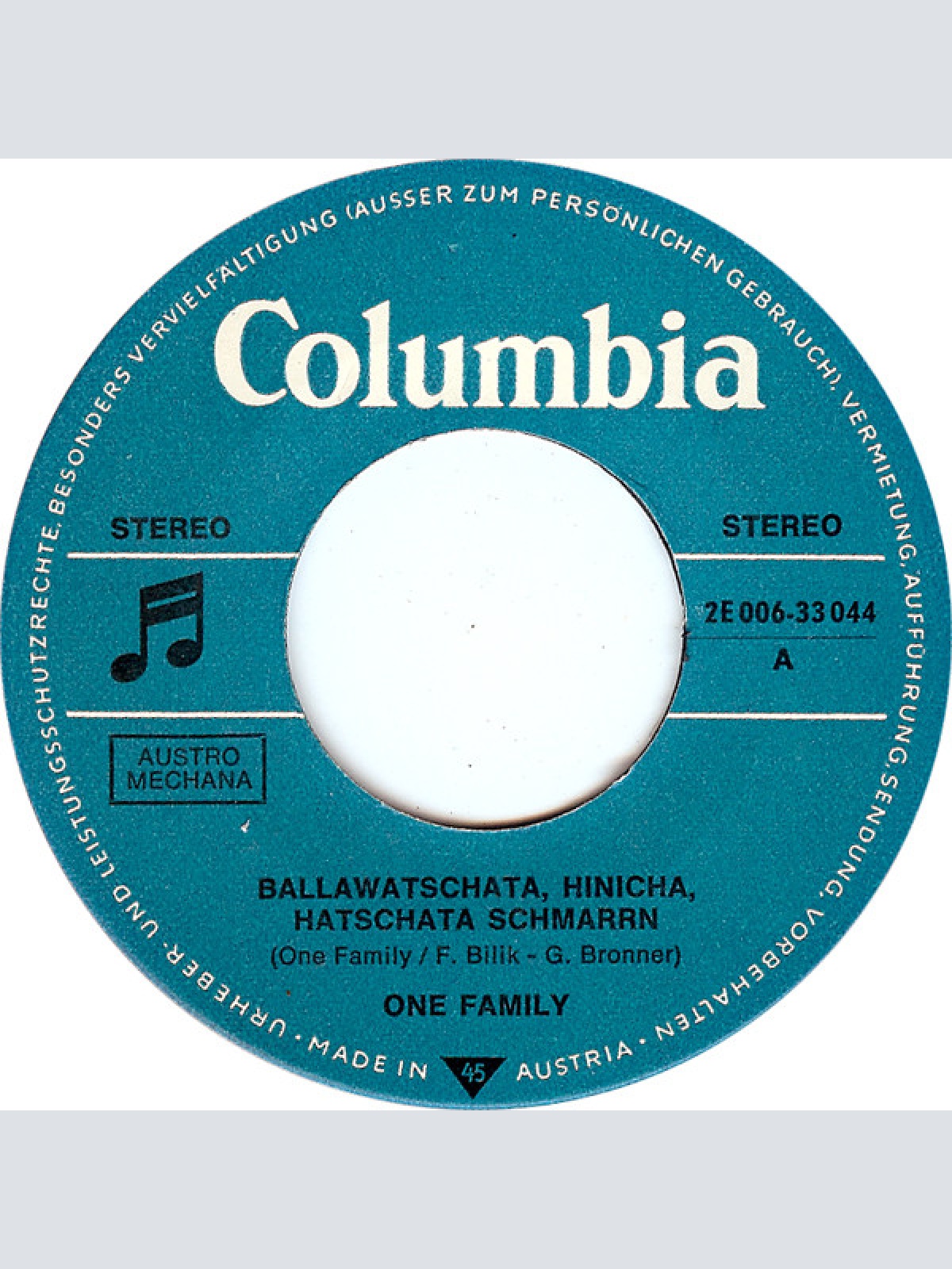 Vinyl / One Family (2) - Ballawatschata, Hinicha, Hatschata, Schmarrn. / Mi Braucht Kana