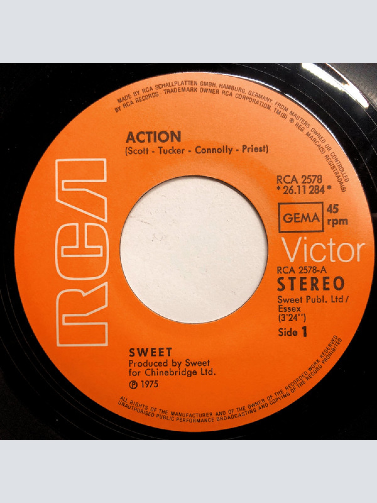 Vinyl / Sweet* - Action