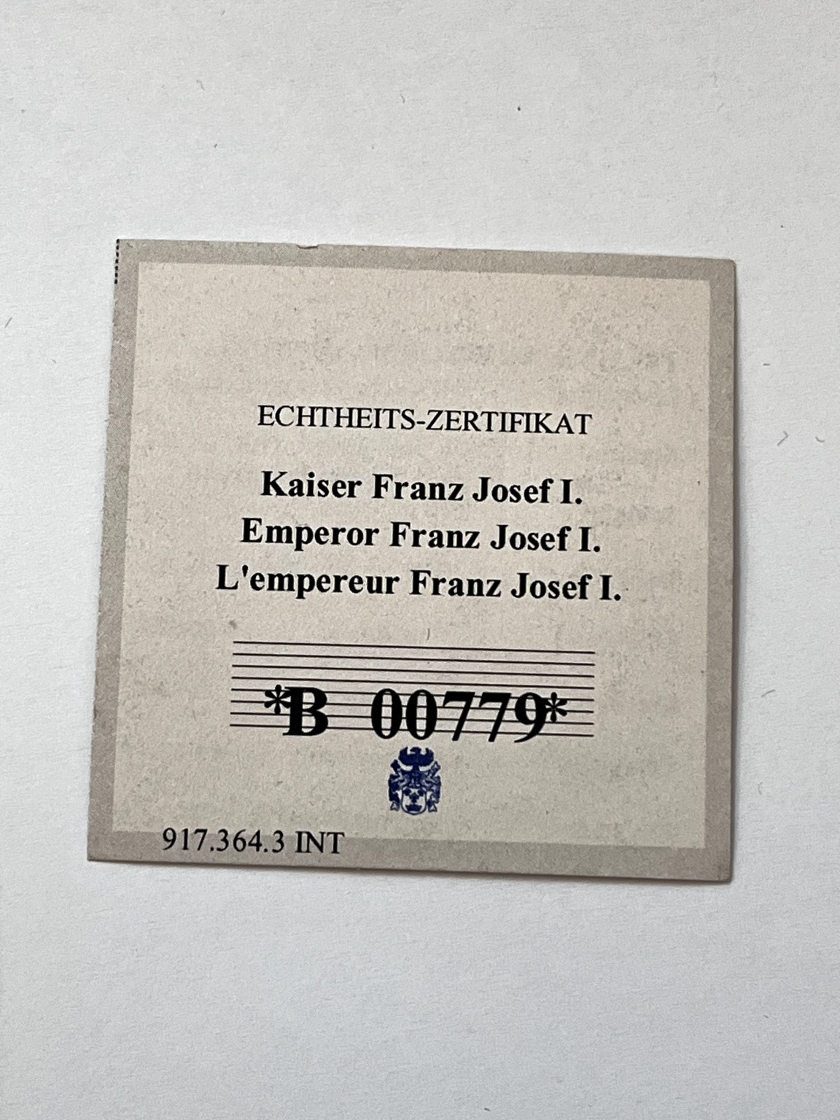 Kaiser Franz Josef Cu vergoldet mit 2 Swarowski Steinen Medaille PP R0020