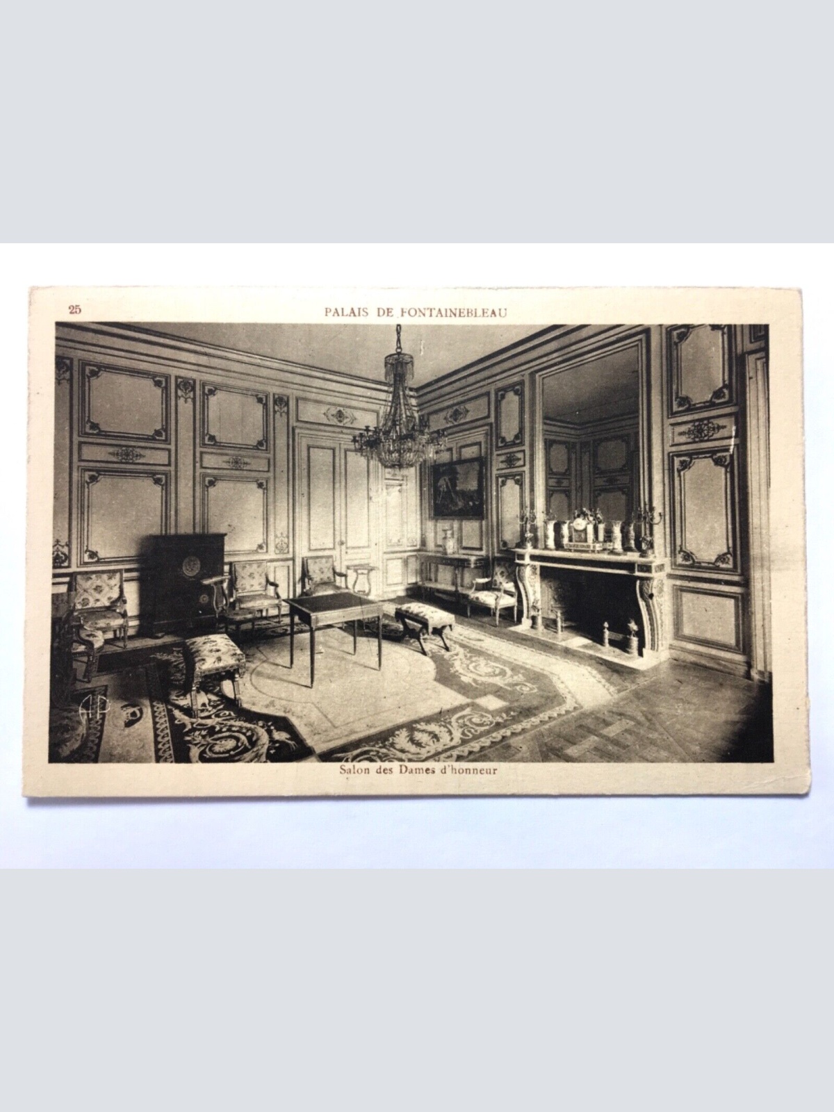 Palais Fontainebleau - Schloss - Salon des Dames d’Honneur 110029 TH
