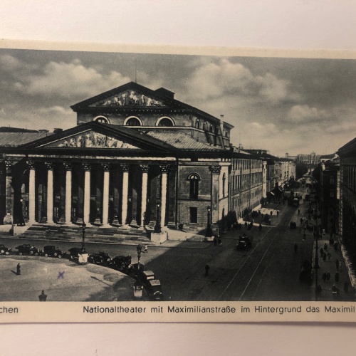 Nationaltheater mit Maximilianstraße im Hintergrund das Maximilianeum. 20337