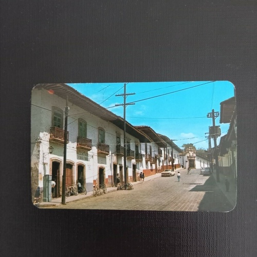 Calla Tipica en Patzcuaro, Michoacan, Mexico 400376 gr