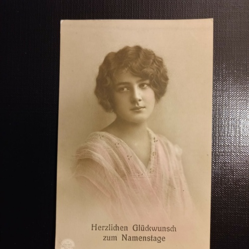 Namenstag - Junge Frau - Glückwunschkarte 402278 gr