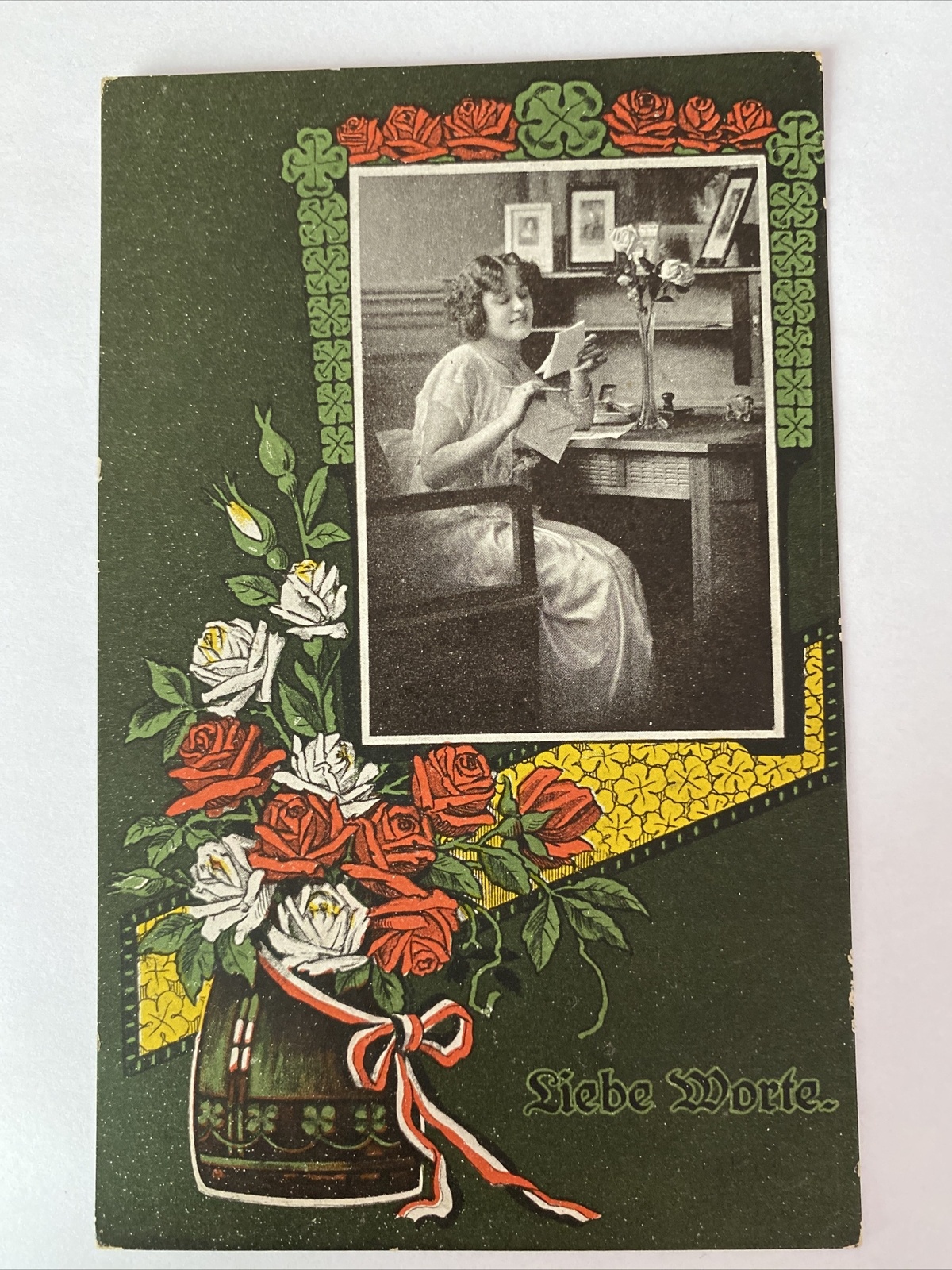 Postkarte "Liebe Worte",  Frau, Blumenvase, 410014 AH