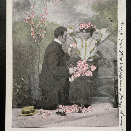 Noch sind die Tage der Rosen Mann Frau Paar Rosenkranz Jugend Hut Kleid 400591 A