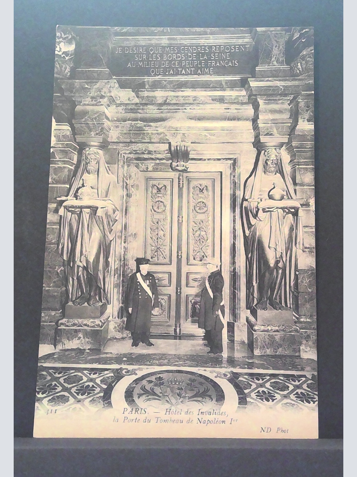 La Porte du Tombeau de Napoleon 1er Paris Hotel des Invalides JW 650479 C