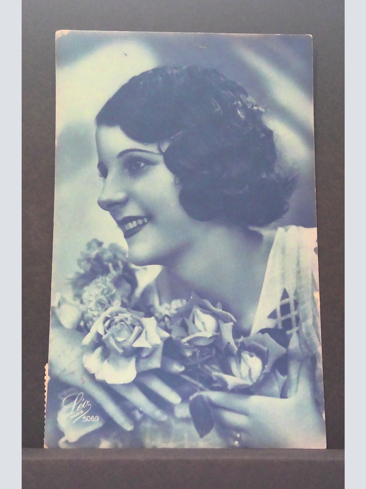 Porträt Dame unbekannt Rosen Leo Paris JW 650430 C