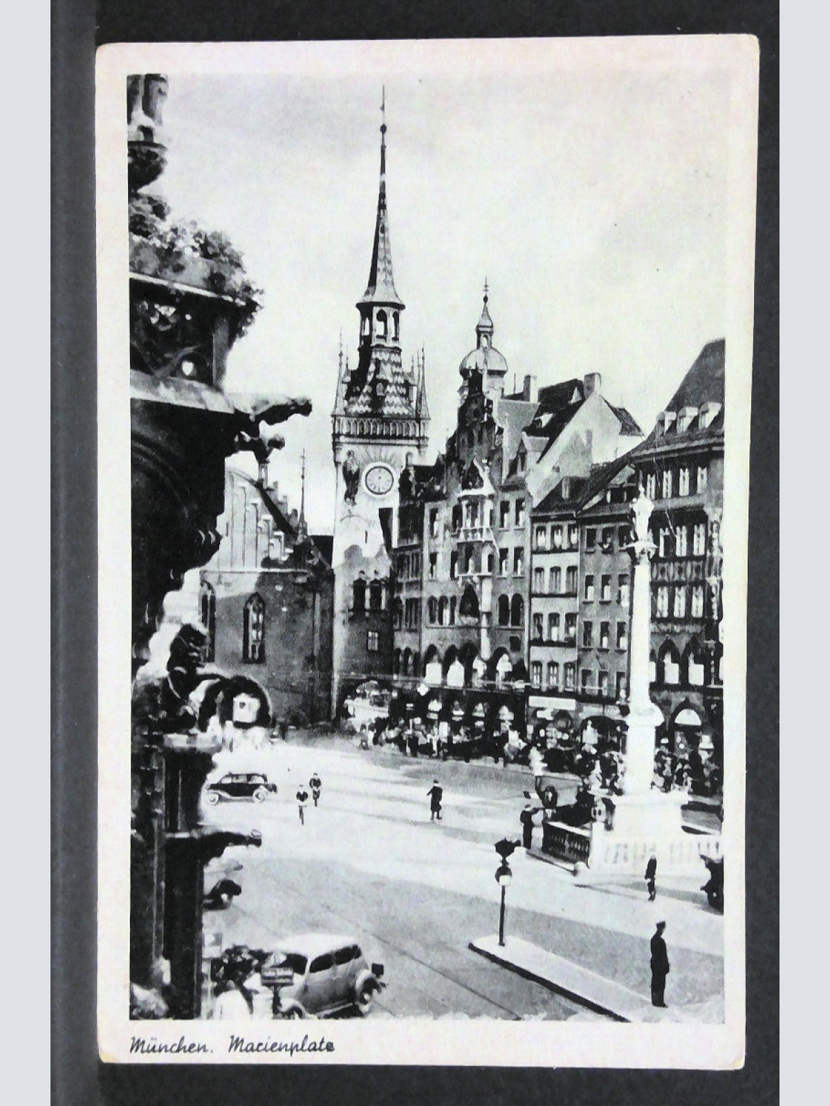 München Marienplatz Autos 20120 jw J