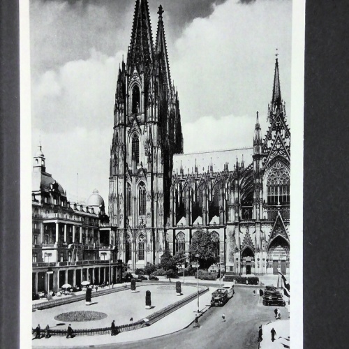 Köln Dom und Domhotel Automobile 180226 jw J