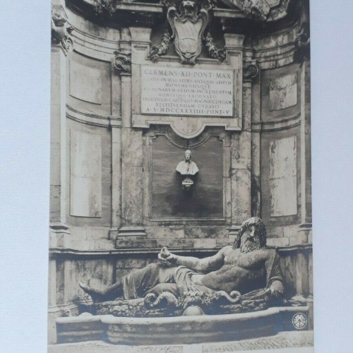 Roma. Museo Capitolino, Fontana nel cortile c. st. di Marforio. 20399