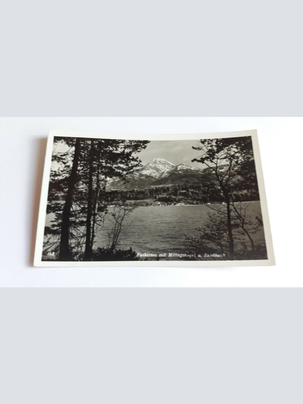 Faakersee mit Mittagskogel und Sandbank.20094