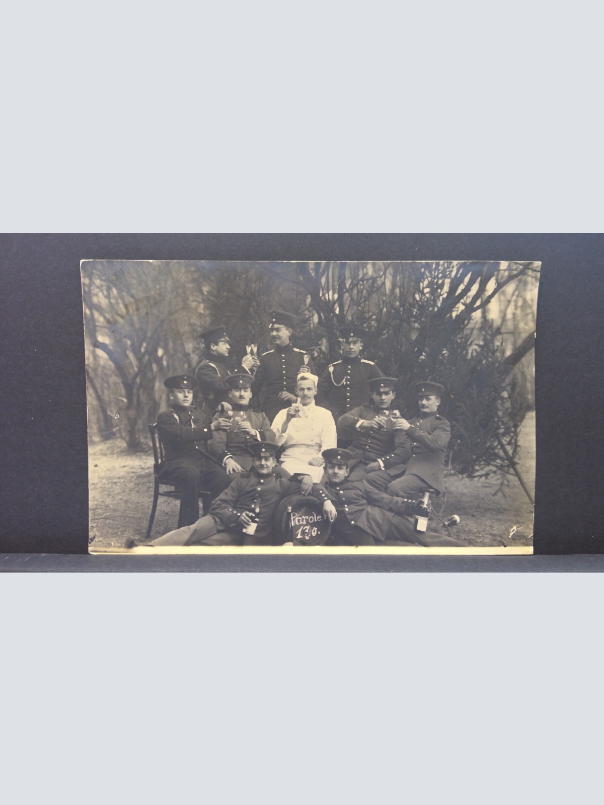 Deutsches Reich Gruppenfoto Soldaten mit Koch JW 650246 C