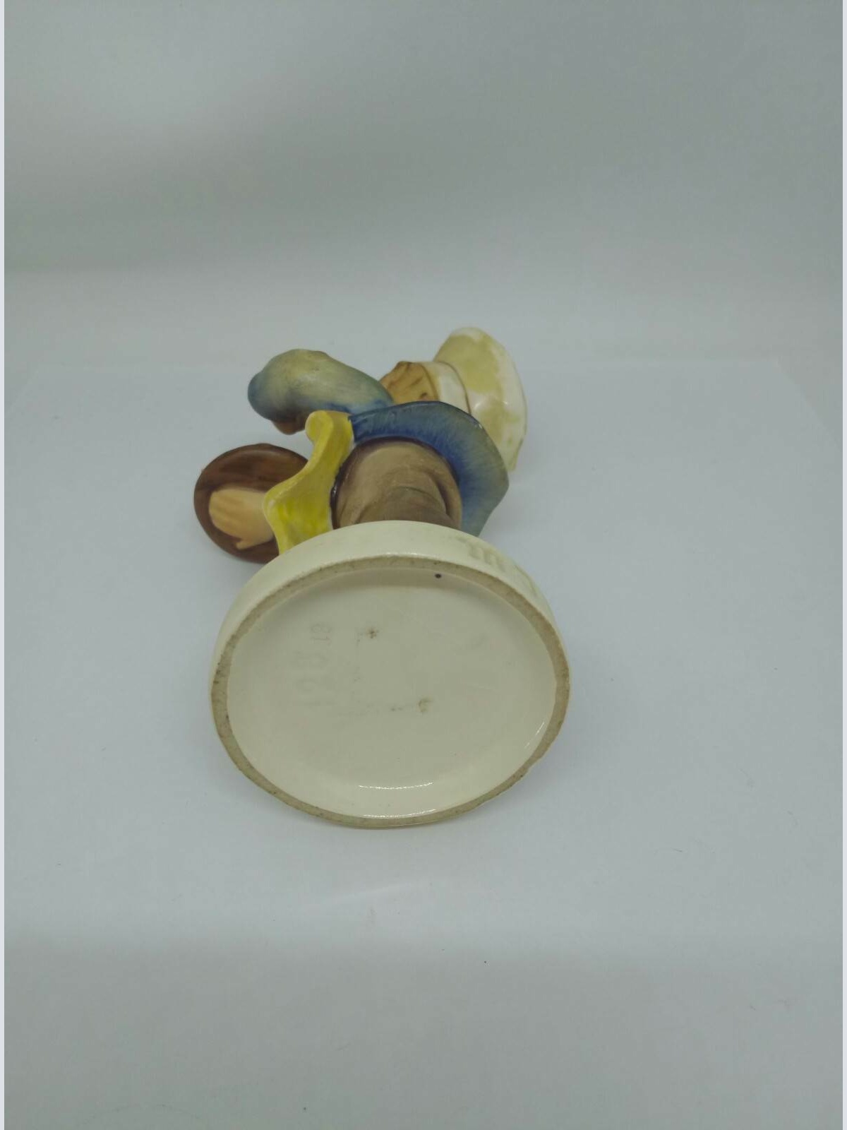 Hummelfigur "Der kleine Konditor" Modell 128 14cm 50213