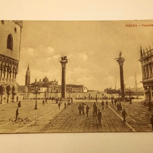 Venezia Venedig Piazzetta Piazza Platz Tauben 50322 Shit