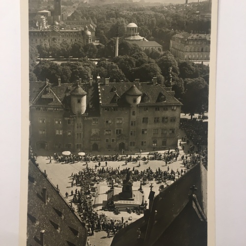 Schillerplatz mit Wochenmarkt 20074
