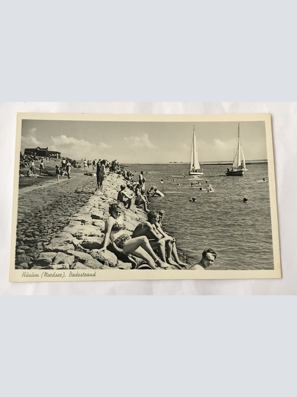AK, Husum, Badestrand, Nordsee (110311 BW)