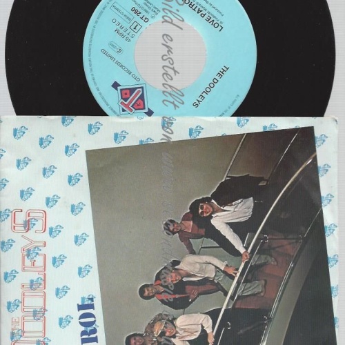 7"   The Dooleys – Love Patrol
