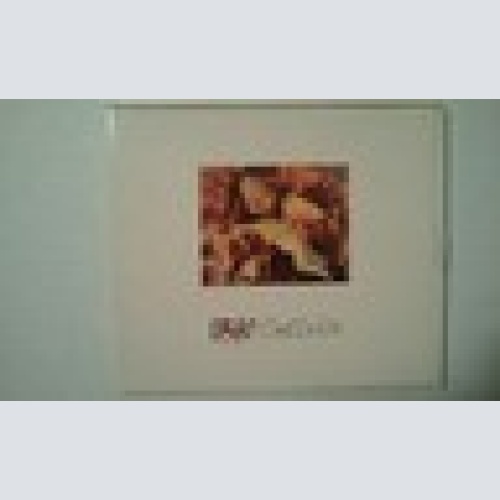 CD-- UB 40 --C'EST LA VIE --