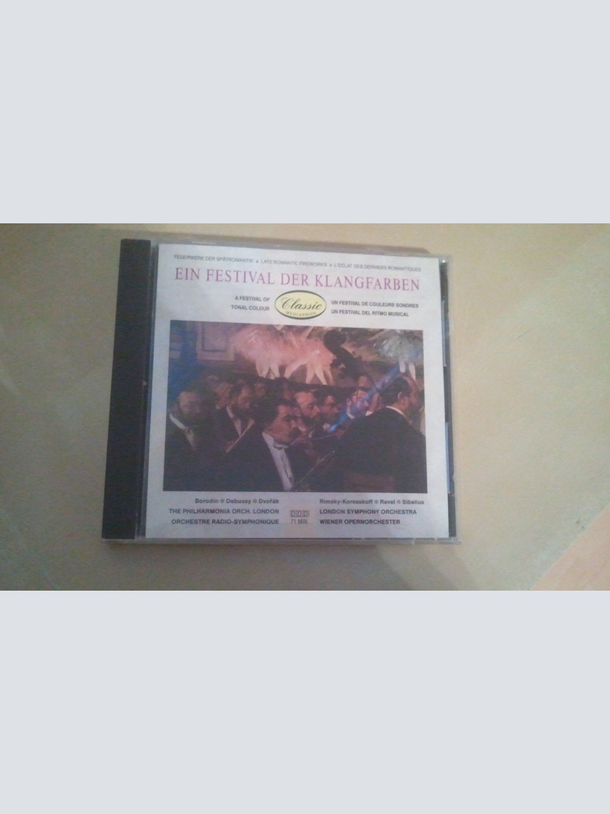 CD--EIN FESTIVAL DER KLANGFARBEN --ALBUM