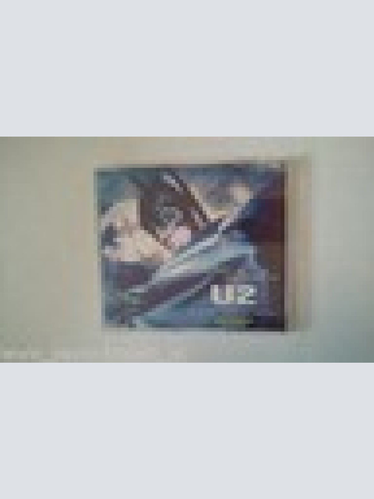 MAXI-- U2 --HOLD ME THRILL ME KISS ME KILL ME --BATMAN FOREVER --3  TRACKS