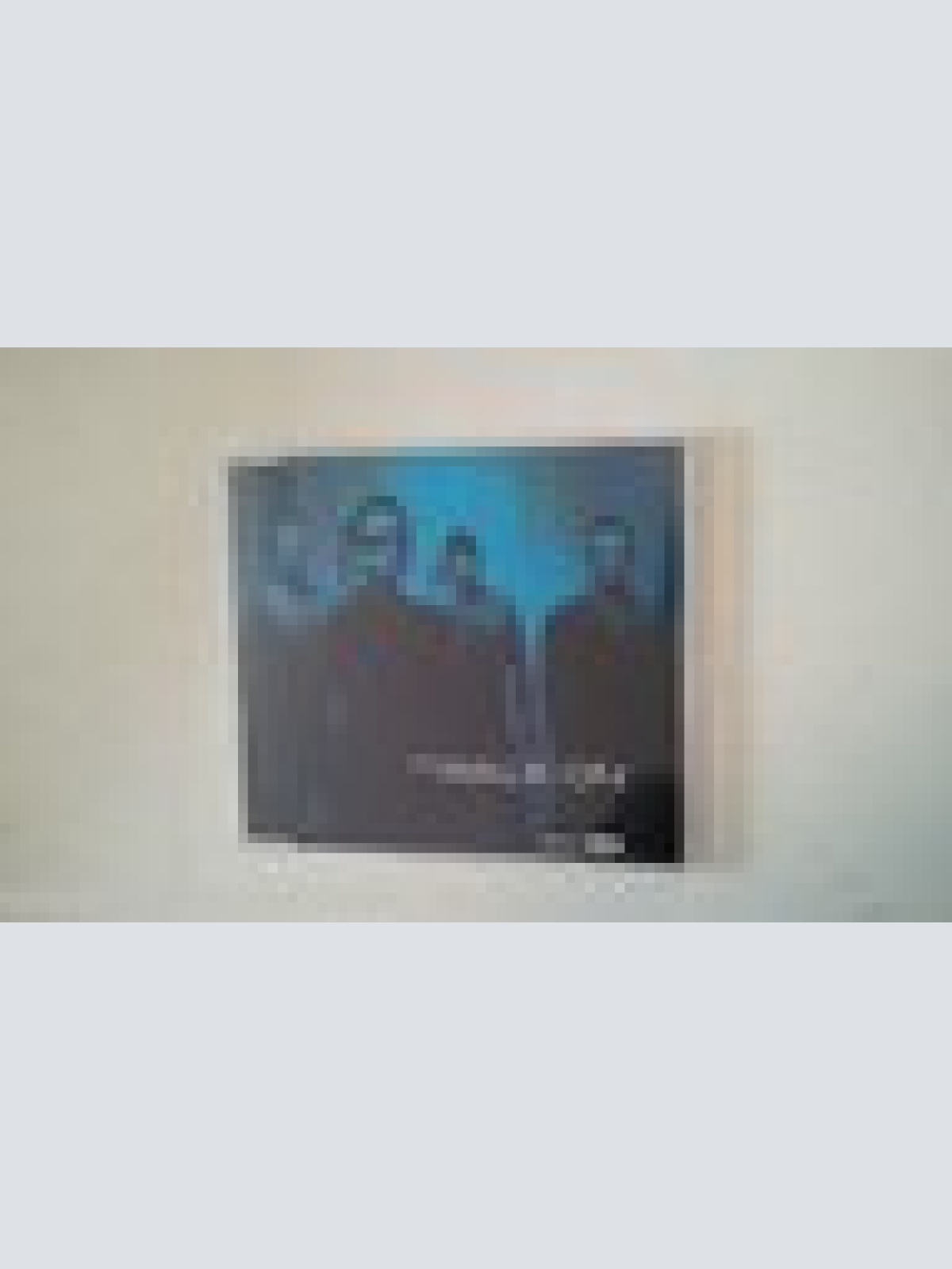 MAXI-- U2 --WALK ON --ENHNACED CD-----VIDEO --3   TRACKS