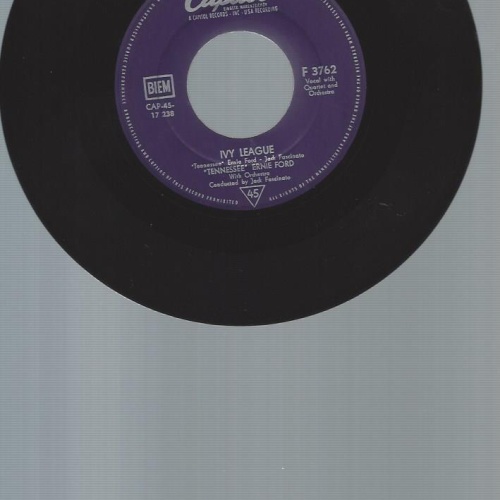 7"   Tennessee Ernie Ford  In The Middle Of An Island