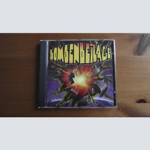 CD, Comp, Smplr Various - Bombenbeilage Plastic Bomb # 23