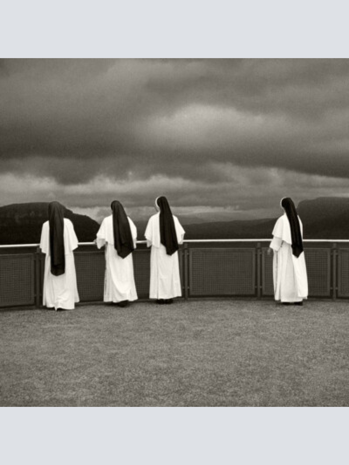 CD, Album Slowly Building Weapons - Echos