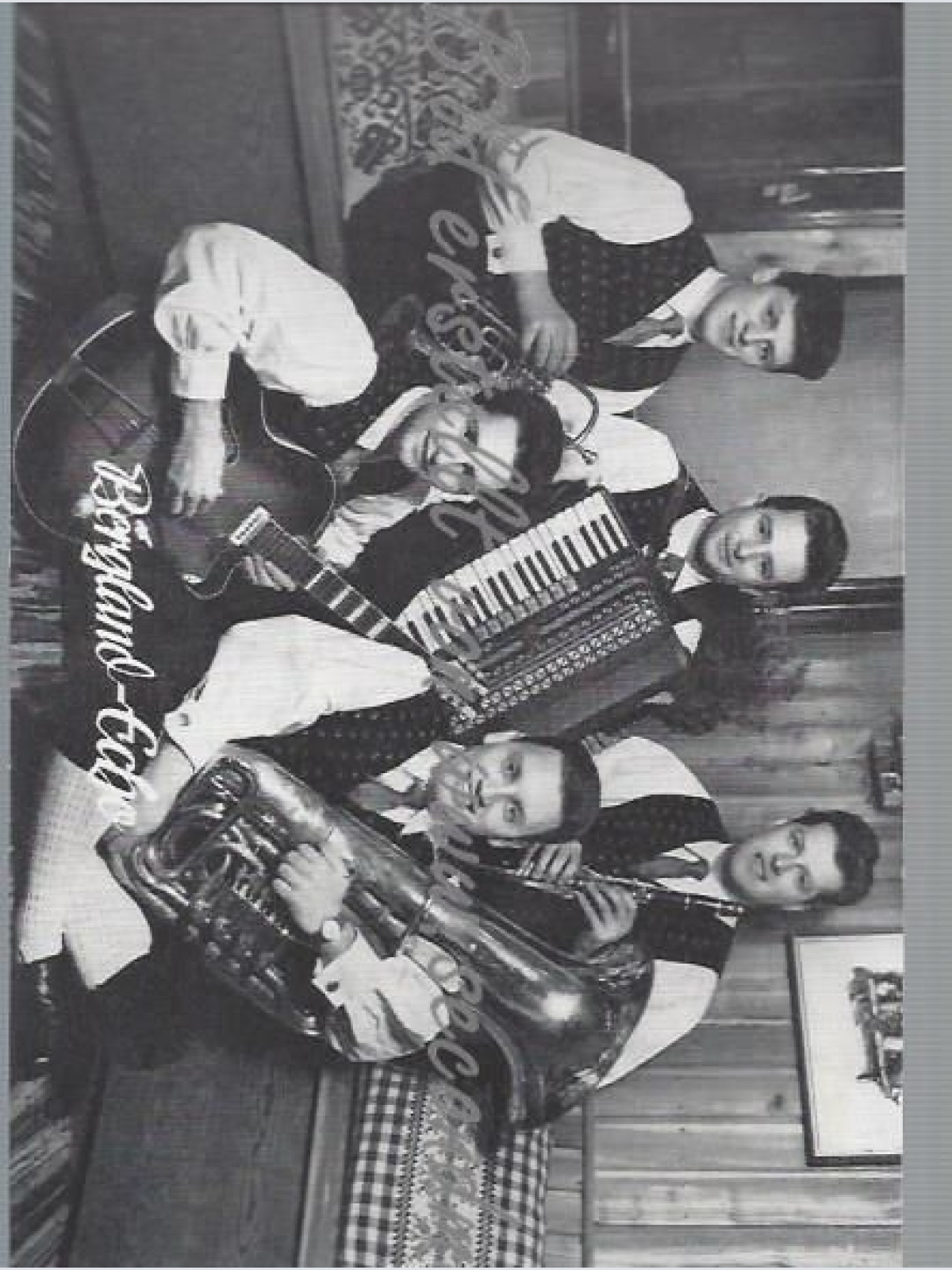 AUTOGRAMMKARTE   --DAS BERGLANDECHO //2