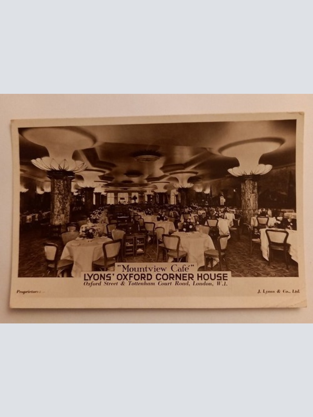 London, Mountview Cafe, Oxford Street 500113 gr D