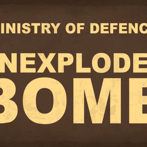 Schild Unexploded Bomb Bombe Explosion 12x18 / 20x30 / 30x40 Blech od. Holz