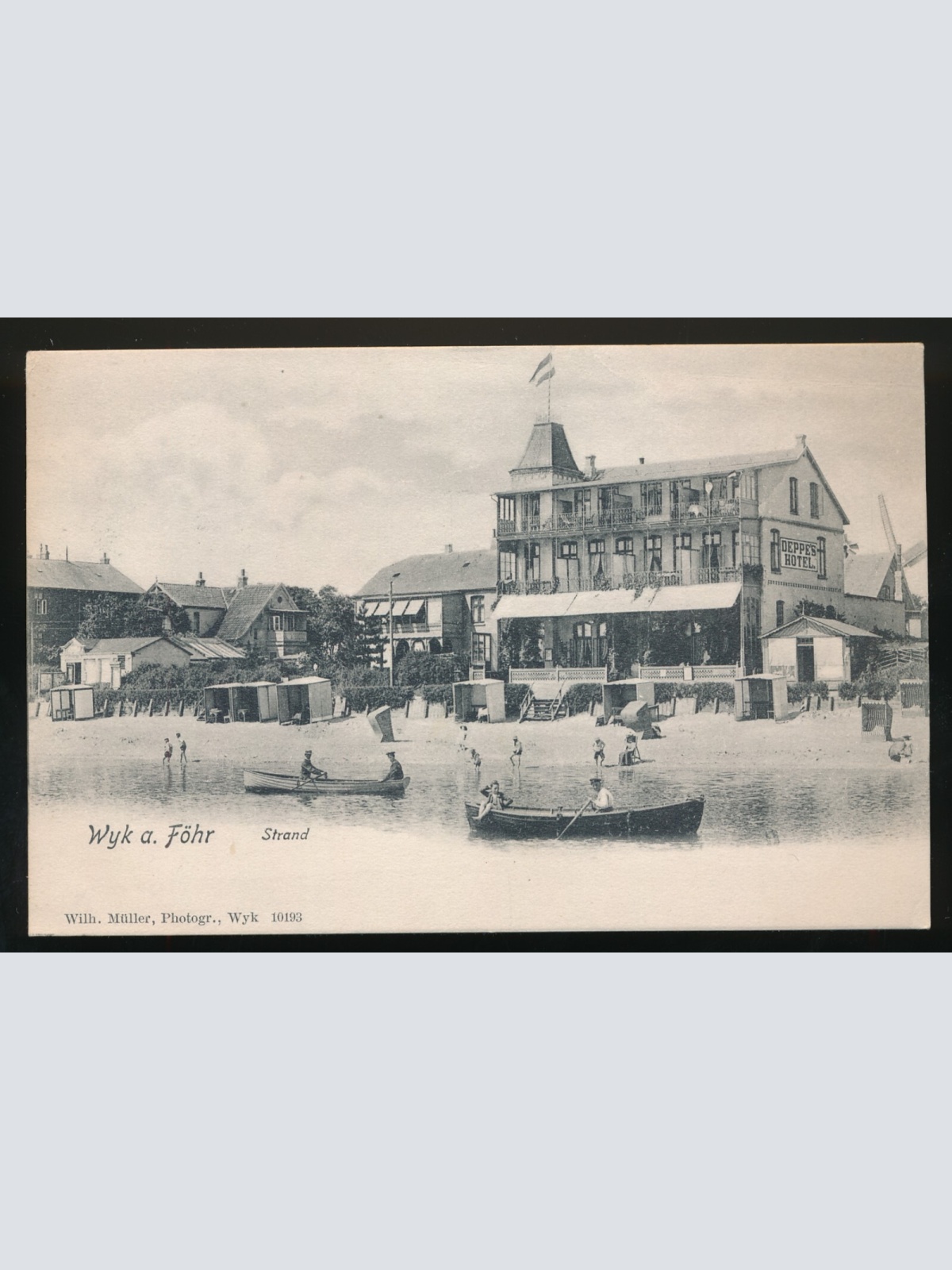 AK aus Wyk am Föhr, mit Deppes Hotel Strand Schleswig-Hohlstein (142)