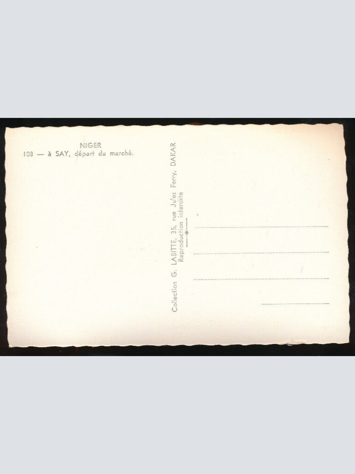 AK aus Niger Menschen fahren mit Boot heim vom Markt Westafrika (685)