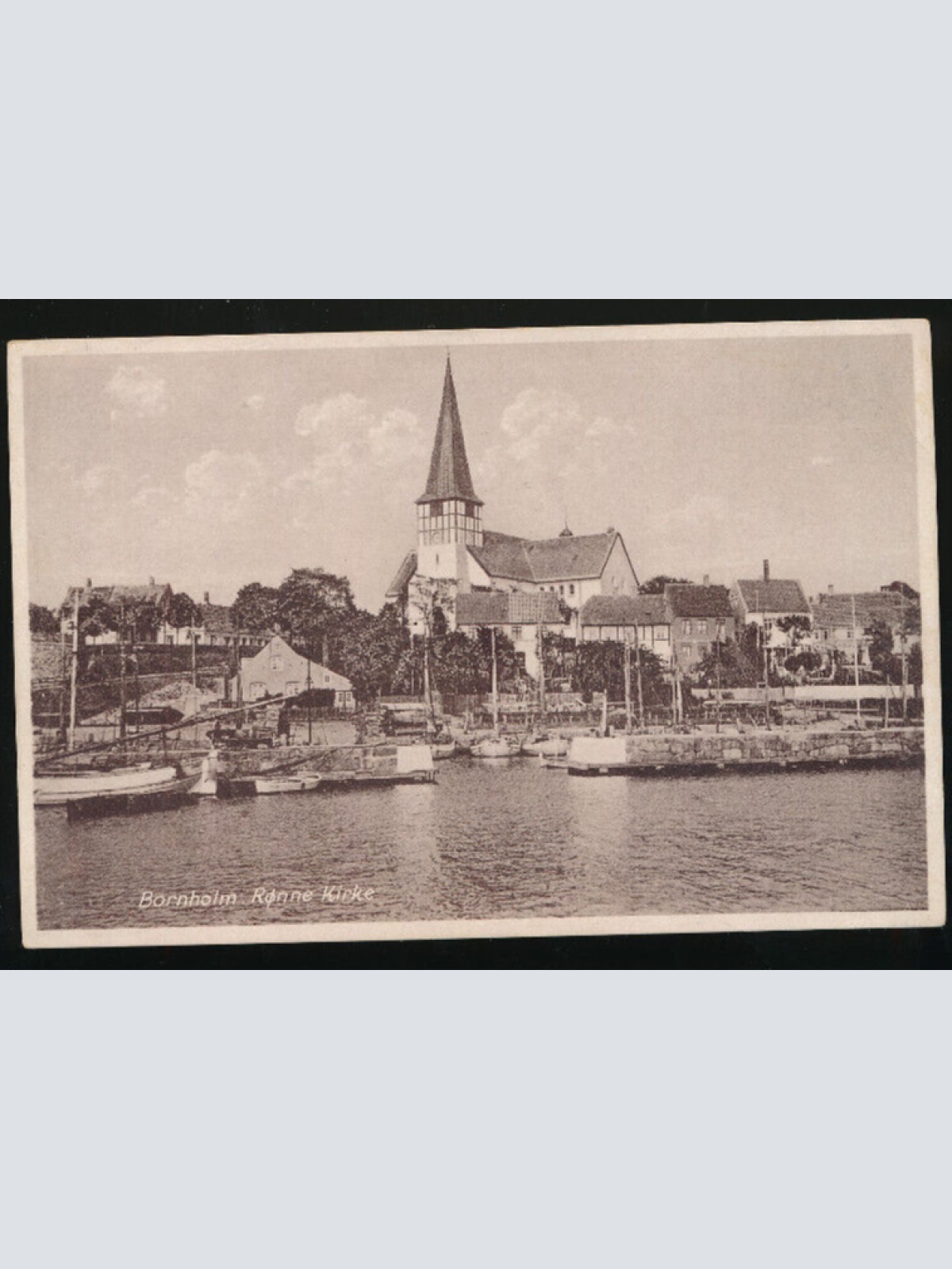 AK aus Bornholm Ronne Kirke mit Hafen Dänemark (692)