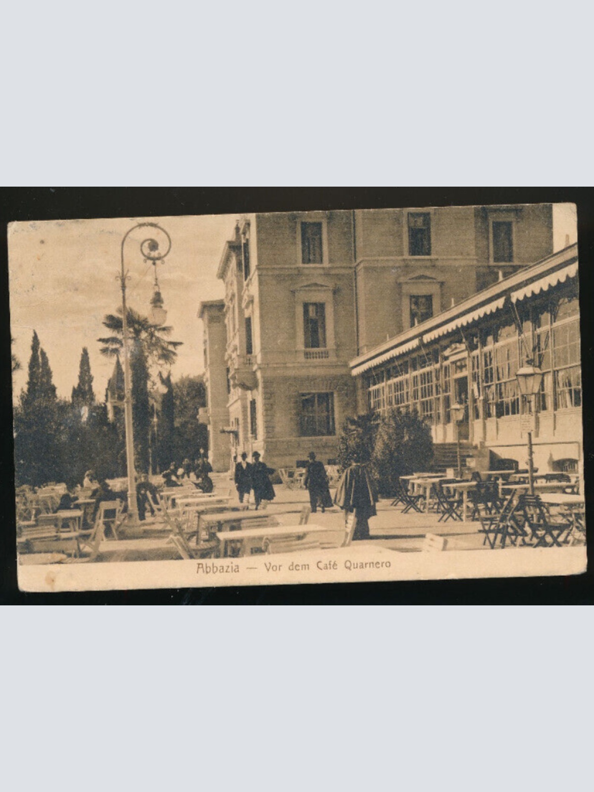 AK aus Abbazia vor dem Cafe Quarnero Kroatien (3302)