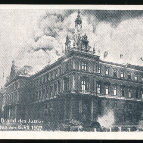 AK aus Wien Brad des Justiz - Palastes am 15.7.1927 (3641)