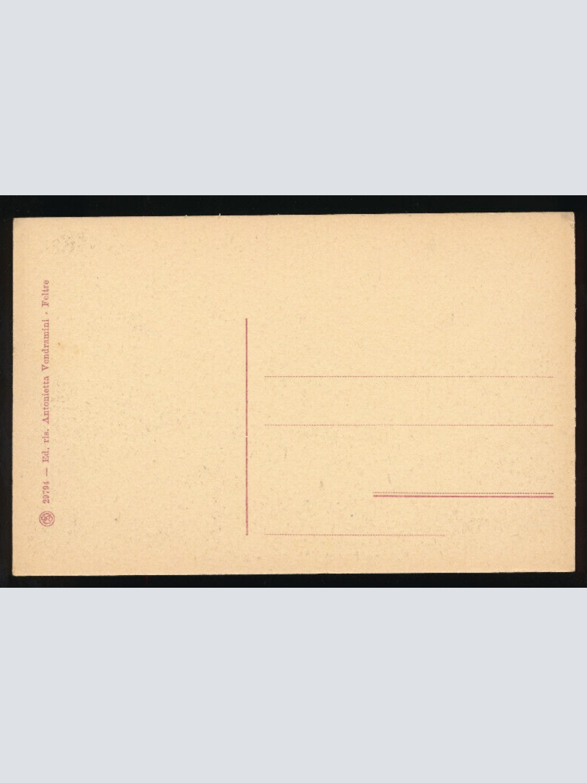 AK aus Feltre Piazza Vitt Em II Castello Italien (3194)