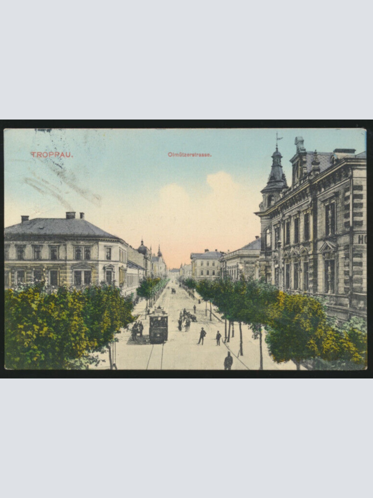 AK aus Troppau - Opava mit Olmützerstrasse Tschechoslowakei (3782)