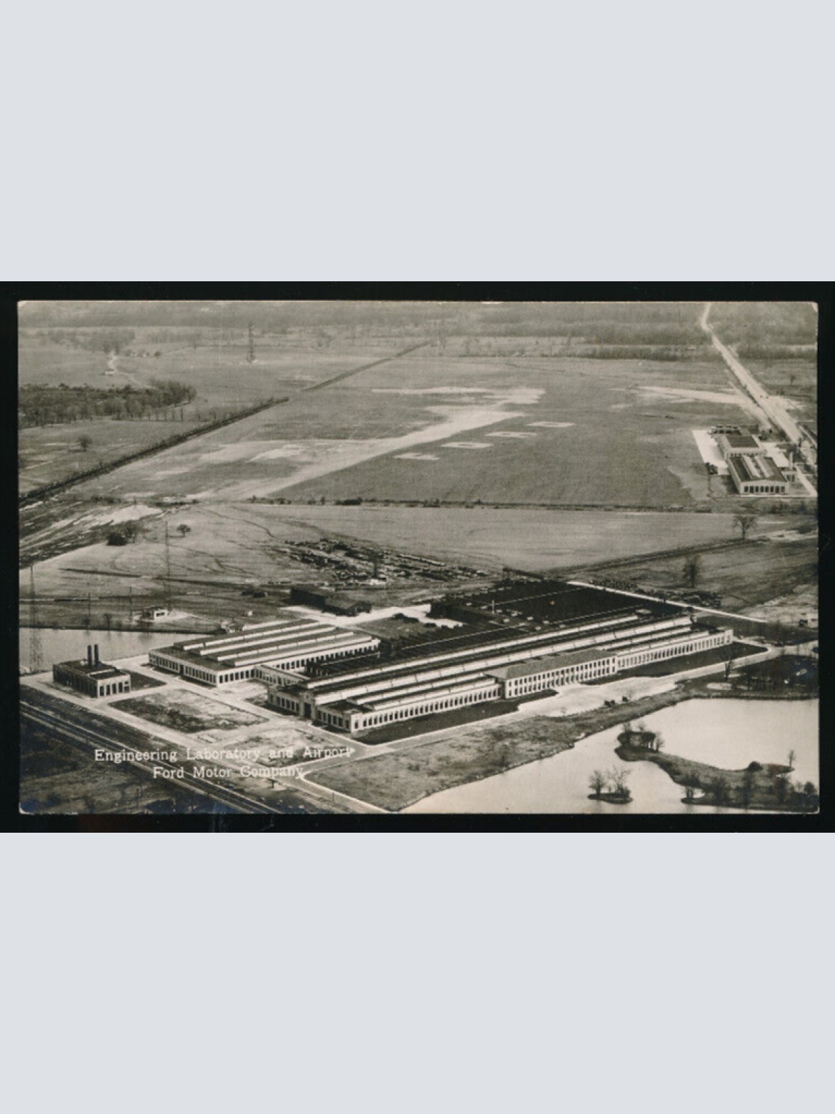 AK aus Dearborn Engineering Laboratory and Airport in Michigan USA (4044)