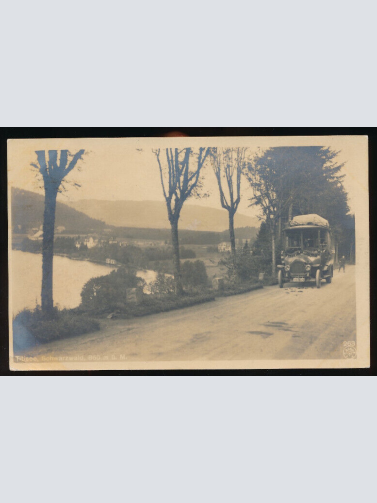 AK vom Titisee Schwarzwald mit Oldtimer Altes Auto Baden - Württemberg (4687)