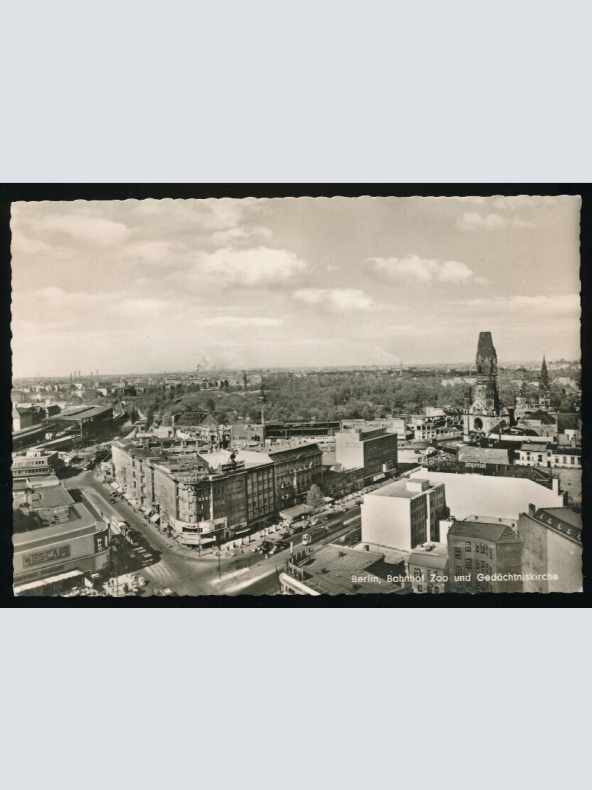 AK aus Berlin Bahnhof Zoo und Gedächtniskirche Berlin (5168)