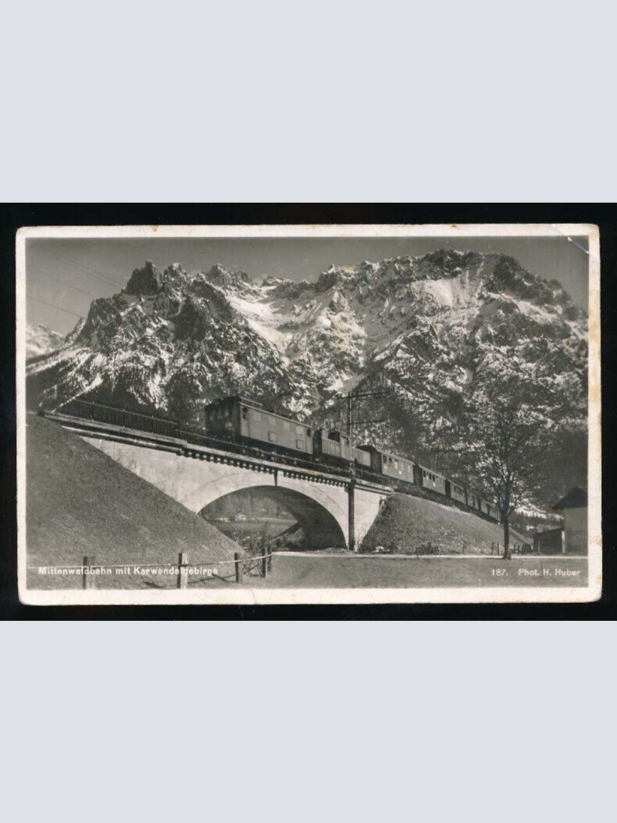 AK von der Mittelwaldbahn mit Karwend Gebirge Tirol (5695)