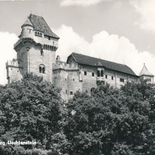 AK aus Mödling mit Burg Lichtenstein Niederösterreich (6872)