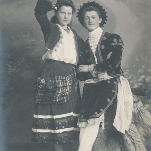 AK Annodazumals Heimische Trachten Mann mit Frau (6842)