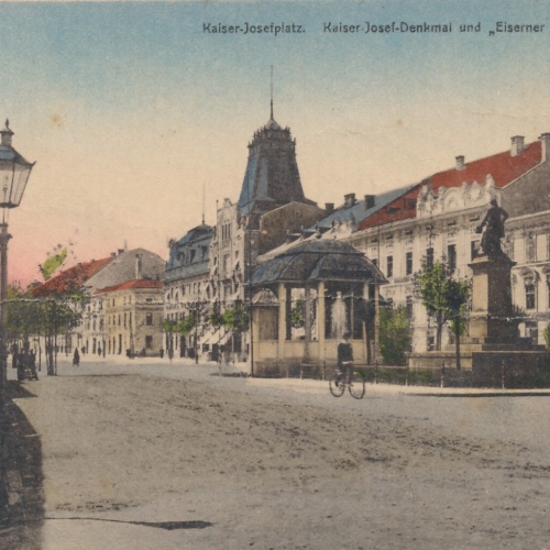 AK aus Wels mit Kaiser Josefplatz Oberösterreich (7457)