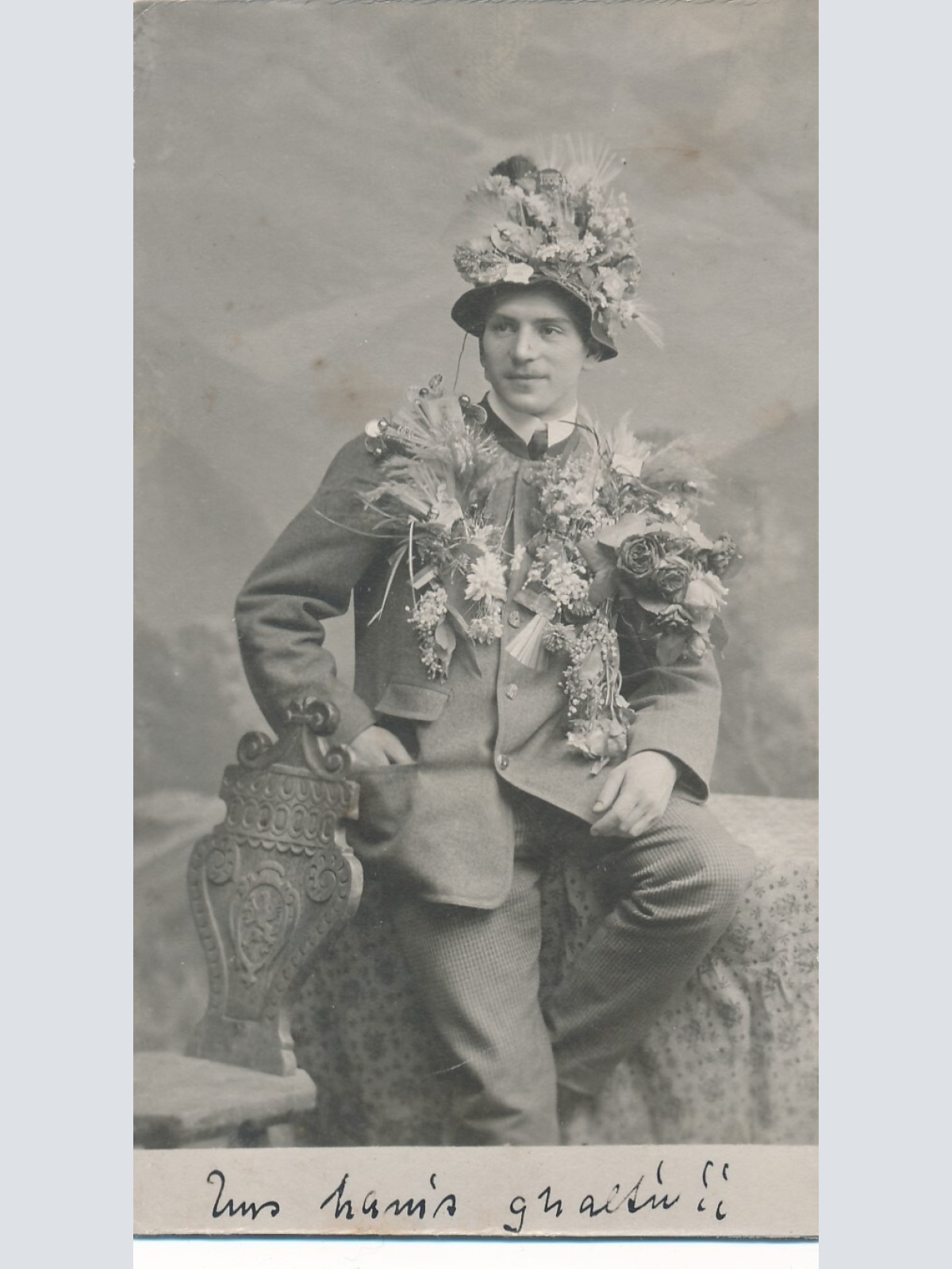 Hartkarton - Foto Mann bei einer Stellung / Musterung (7258)