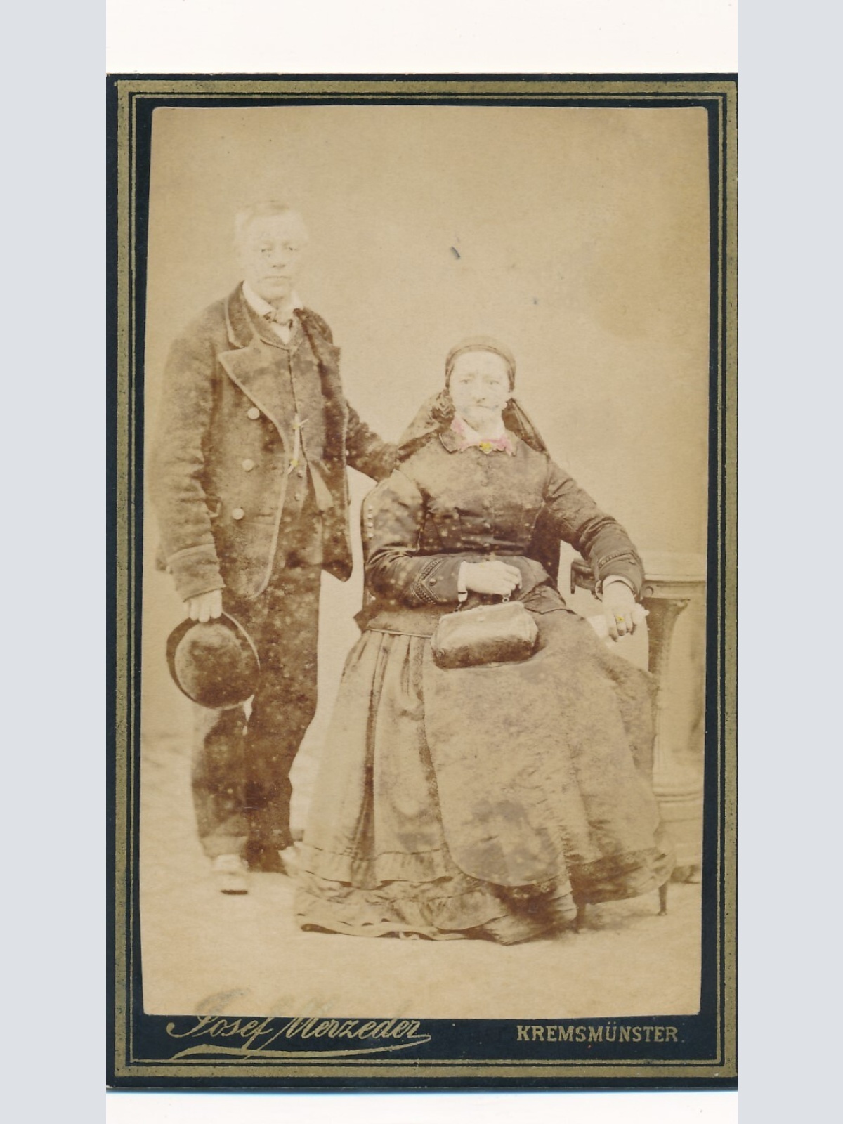 Hartkarton - Foto Mann und Frau Fotografisches Atelier Kremsmünster (7249)